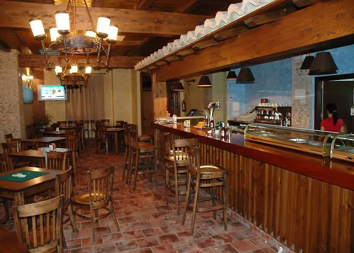El Guerrer Hotel 2*